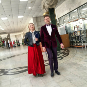 Ведущие праздничного концерта 12 июня - Ирина Корюкалова и Александр Туз